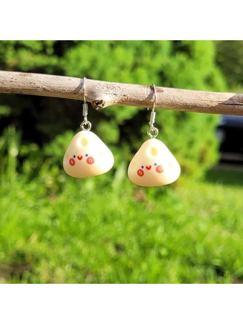 White cheese earrings. 🧀